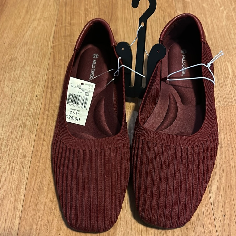 Hush Puppies Women's Red Flats